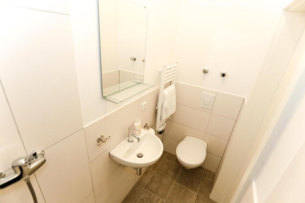 Studio Apartments Nahe Messe Nürnberg Eksteriør billede